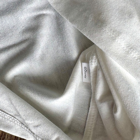 LuLaRoe Disney Snow white Evil Queen "Mirror Mirror" Long Sleeve Tee Size S - Picture 6 of 9